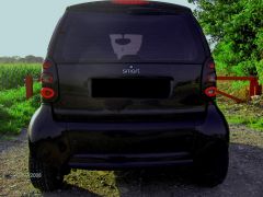 scritta "smart" e para in tinta