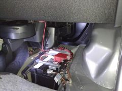 CTek Comfort Indicator. Allaccio alla batteria.