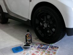 Cerchi nero lucido anteriori + Yokohama A-drive