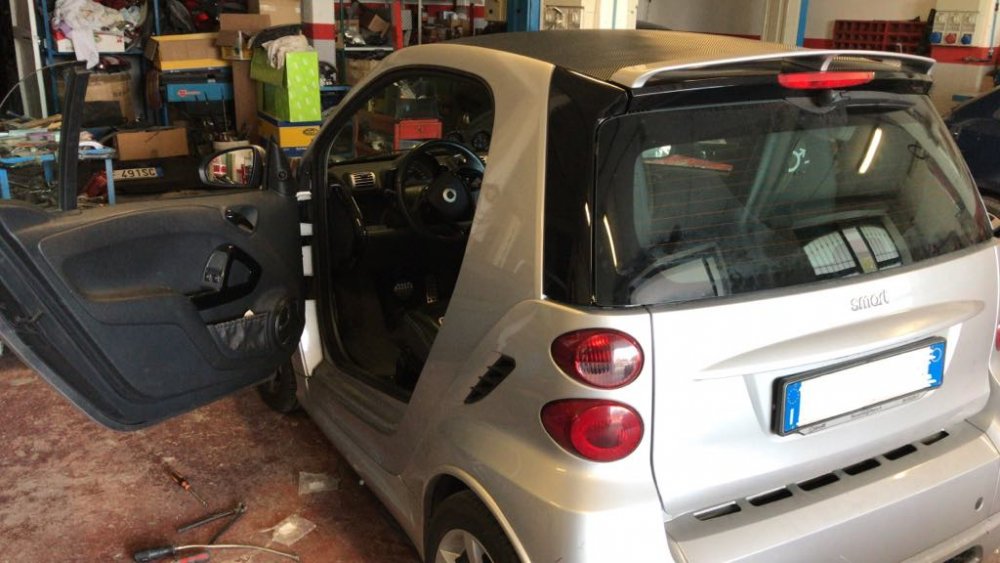 spoiler brabus.jpg
